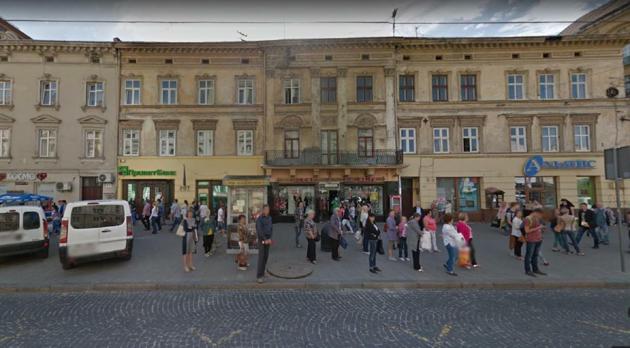 Opera House Apartment 3 Lviv Bagian luar foto